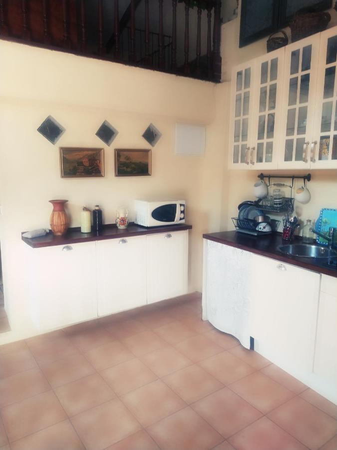 La Casa De Los Bonales Arroyomolinos de Leon Bagian luar foto